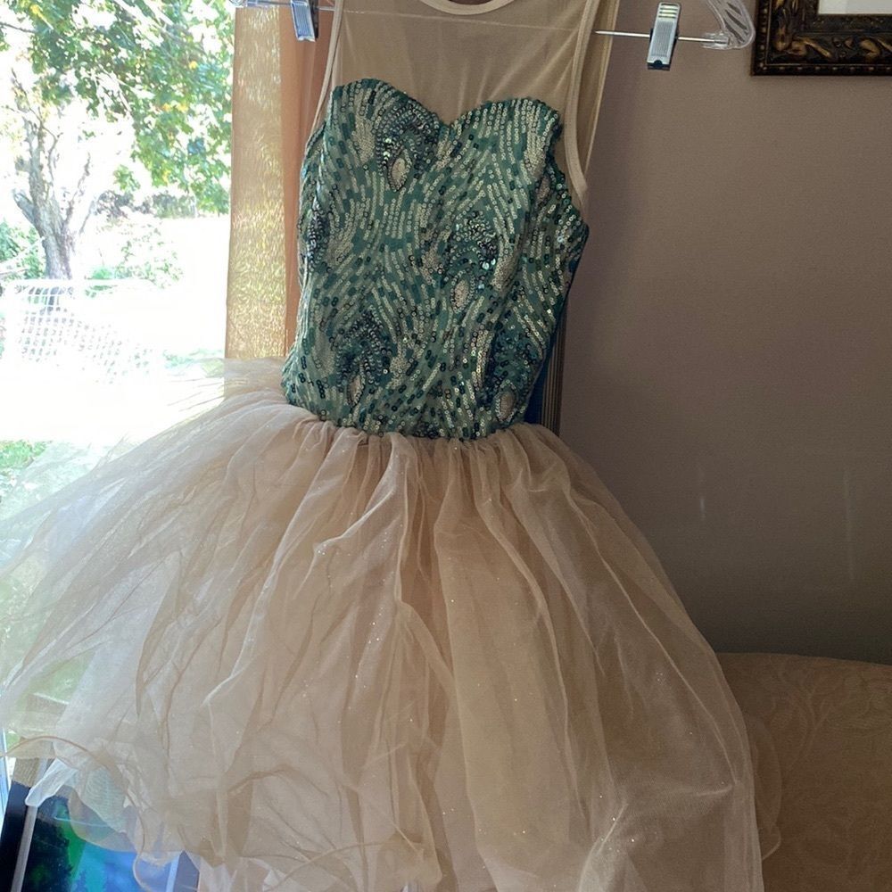 Curtain Call Fancy Costume Girls green gold size CLA ballet dance